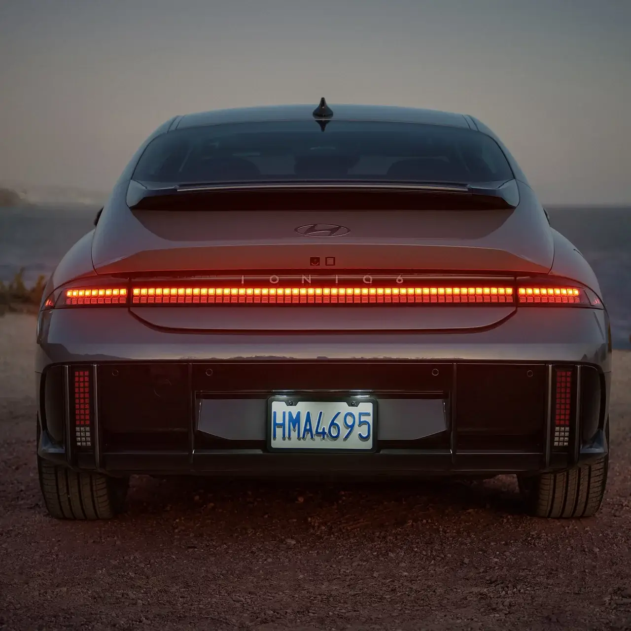 2025 Hyundai Ioniq 6 - Profile